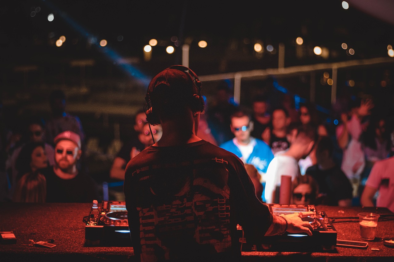 Nightlife_pic4