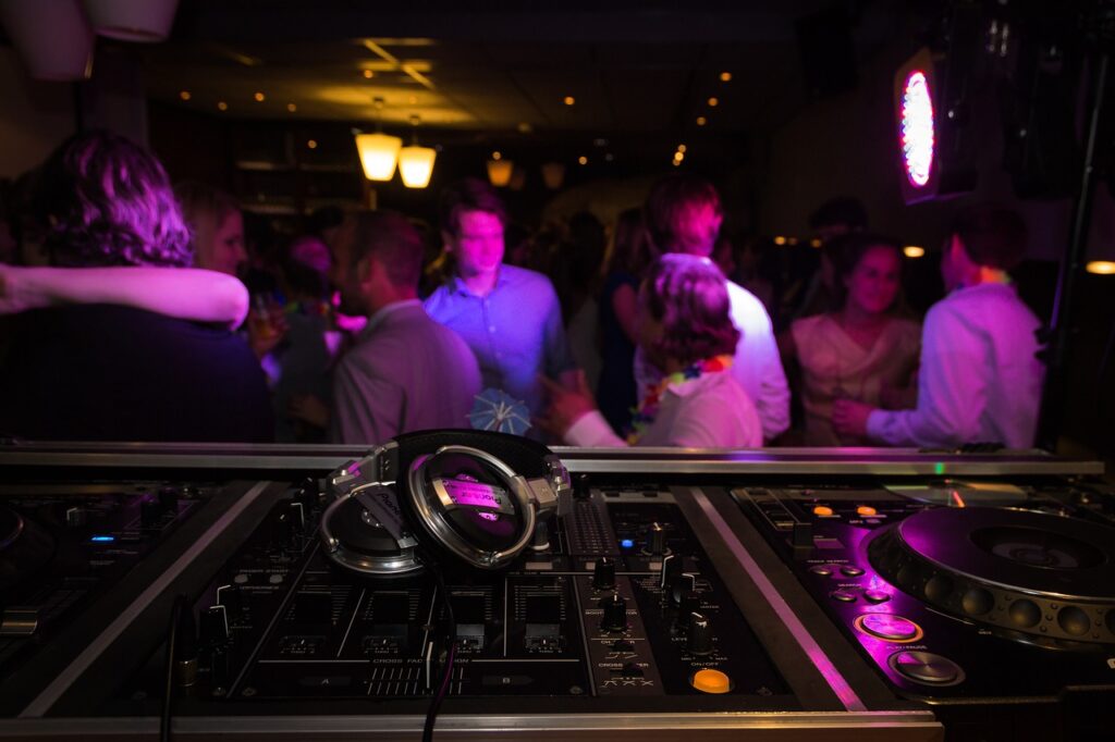 Nightlife_pic5